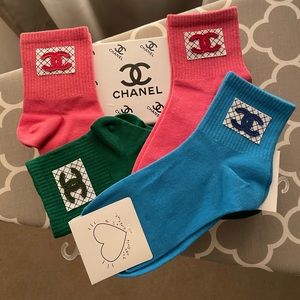 Trendy Socks comes with Box